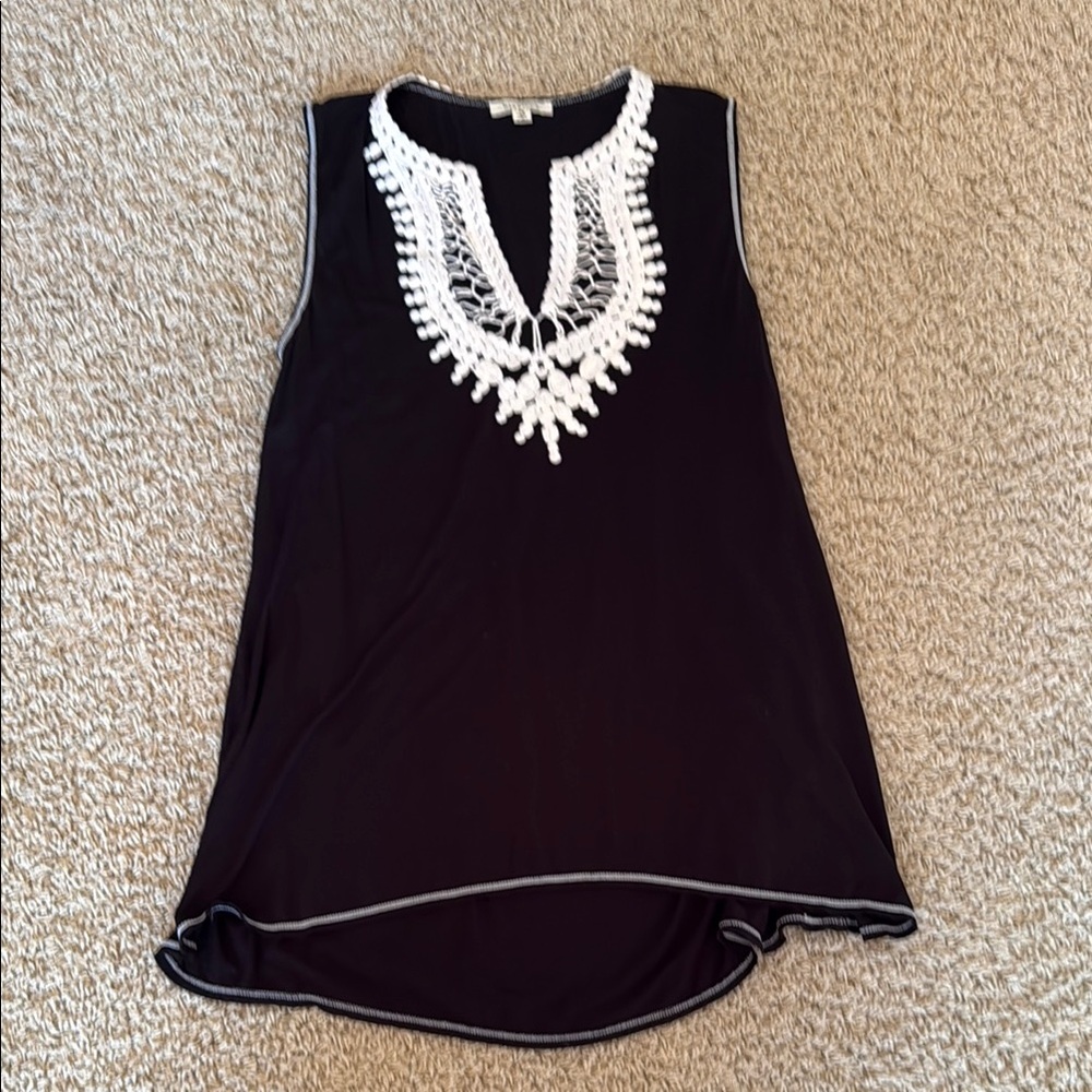 Max Studio Black Asymmetrical Sleeveless Blouse